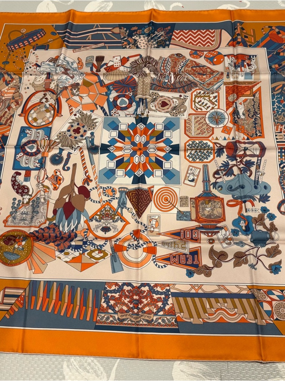 Hermes De l'Ombrelle aux Duels double face scarf 90